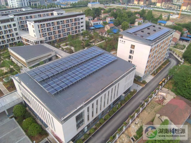 华容县长工实验学校学生宿舍与食堂太阳能热水工程 华容县长工实验学校学生宿舍与食堂太阳能热水工程